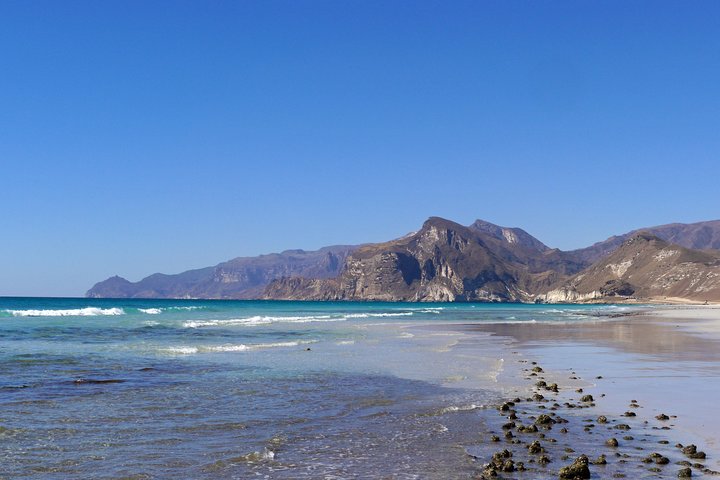 Private tour Mountains and beaches of the West coast (Fazaya beach+Shaat cliff) - Image 4