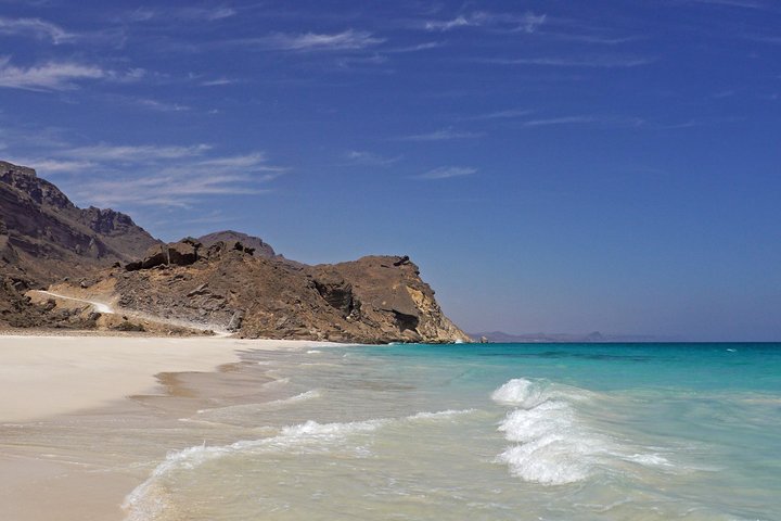 Private tour Mountains and beaches of the West coast (Fazaya beach+Shaat cliff) - Image 1
