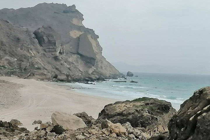Shore time at Al fuzaiyah beach /Half Day guided tour. - Image 2