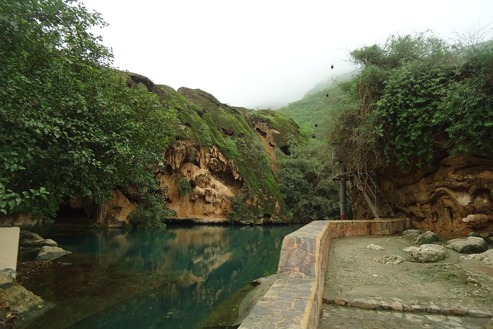 Wadi Ayun :Salalah Tours (Oman Shore excursions) - Image 3
