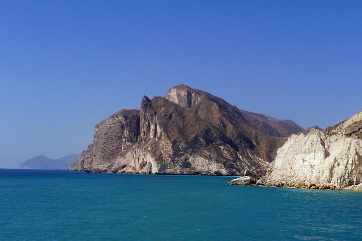 West of Salalah private tour - fascinating mountains and beaches - Image 1