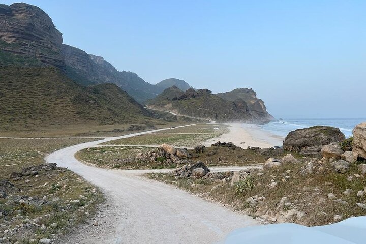 West Salalah 6-8 hours Tour - Mughsayl & Fazayah Beach Adventure - Image 3
