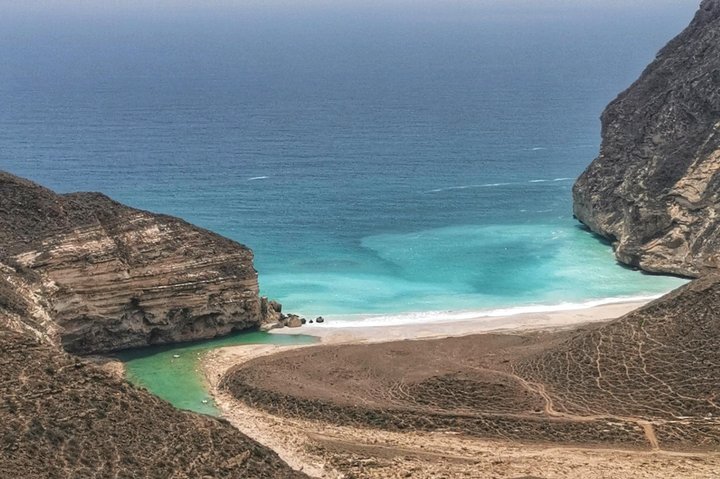 West Salalah, Al Mughsail Beach, White Beach, Frankincense Tree (Half day Tour) - Image 5