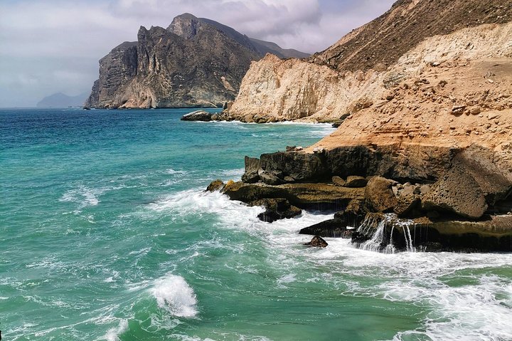 West Salalah, Al Mughsail Beach, White Beach, Frankincense Tree (Half day Tour) - Image 1