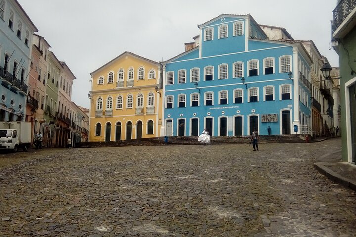 5 hours Historical Tour - Image 1