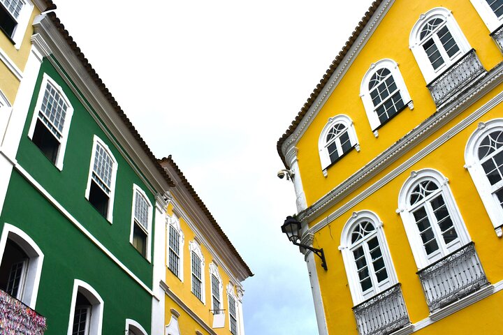 Private Exclusiv Cruise Tour max 4 passangers Salvador da Bahia SUV - Image 1