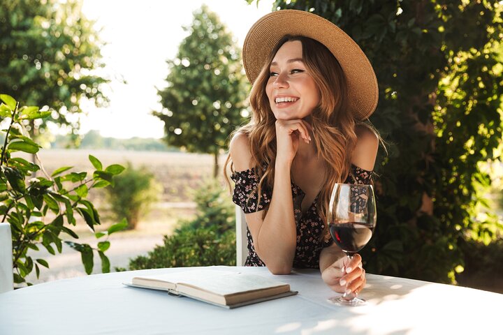 Private Napa Sonoma Wine Tour & Custom Concierge - Image 1
