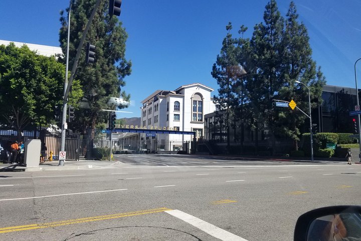 Full Day Hollywood Film Studios & Celebrity Private Tour - Image 5