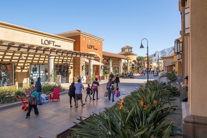 Santa Barbara Private Scenic and Shopping Day Trip - Image 2