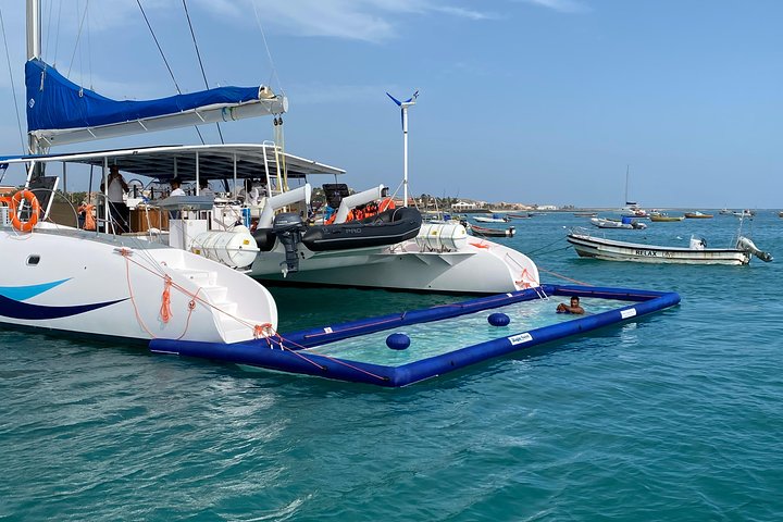Lounge Catamaran SODADE Half-Day - Image 2