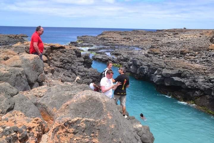Private Half-Day Island Tour with Shark watching experience from Santa Maria - Image 5