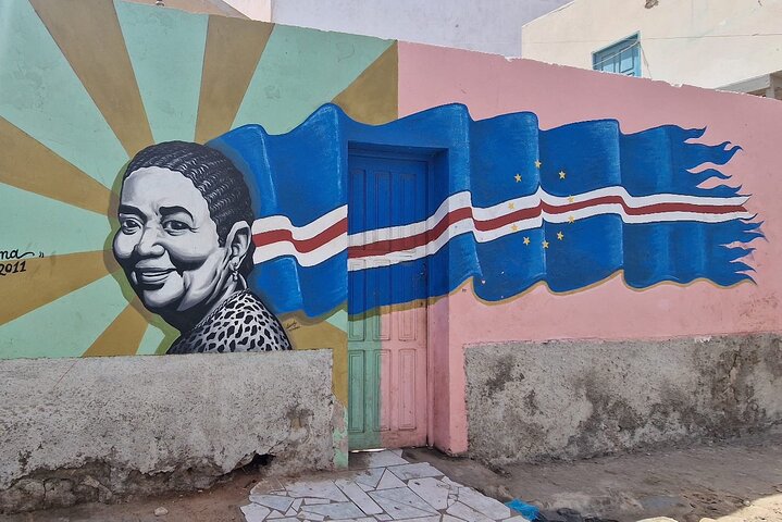 Private Santa Maria City Tour, Street Art and Tapas in Sal island - Image 3