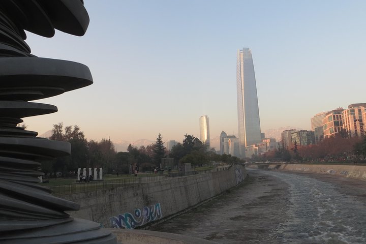 2 great days discovering Santiago, Casablanca, Valparaiso: wine + food& history - Image 3