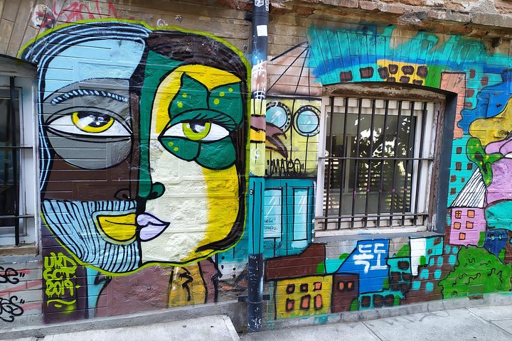 A Private Tour of Valparaiso with an experienced local guide. - Image 5