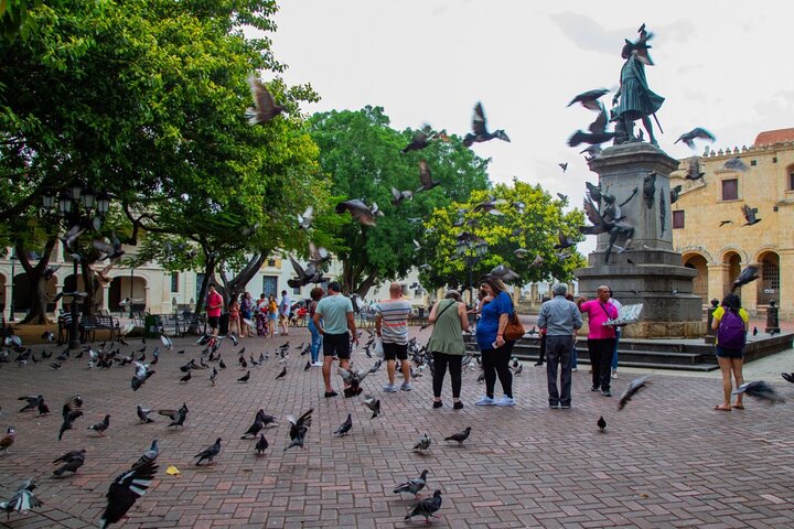 Historical Tour of Santo Domingo and 3 eyes Caves with Lunch - Image 2
