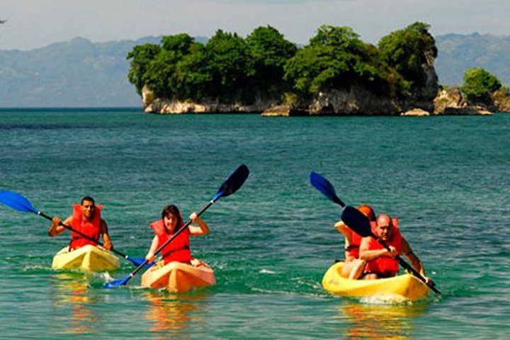 Private Kayaking Nature Tour of Los Haitises National Park - Image 2