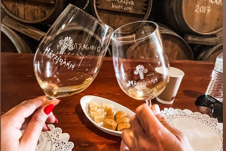 2 Hours Private Wine Tasting Tour in Santorini With Pick Up - Image 5