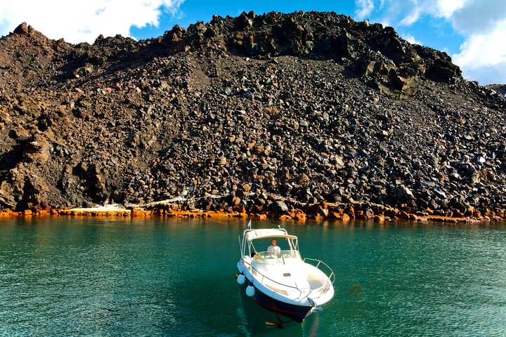 3-Hour Private Sailing and Snorkeling Adventure from Fira - Image 5