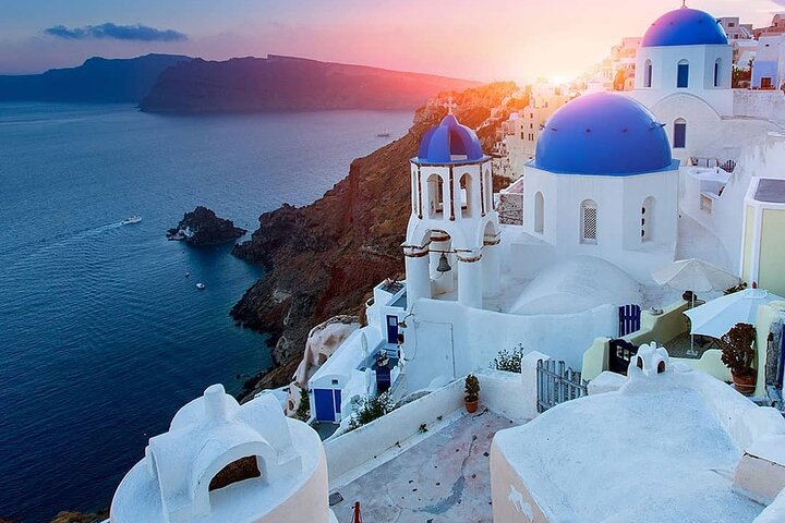 4-Hour Private Custom Santorini Tour - Image 1