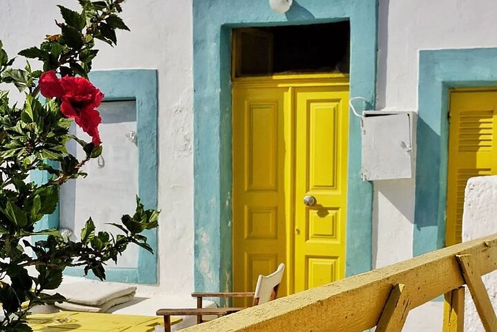 5-Hour Private Custom Santorini Tour - Image 1