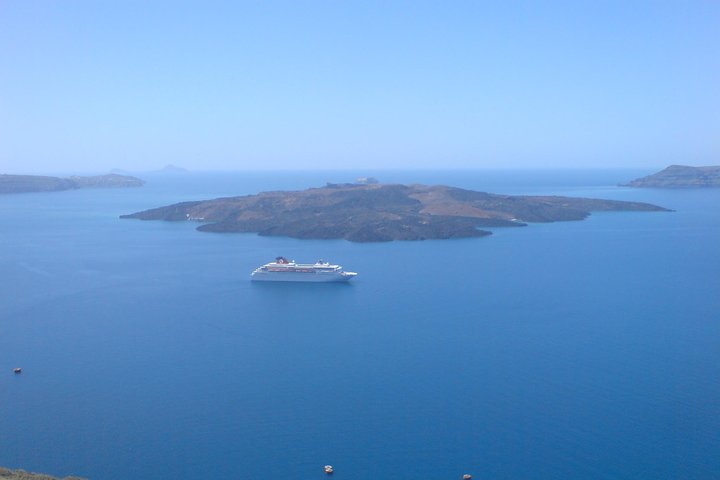 5 Hours Santorini most attractive sightseing roundtrip - Image 2
