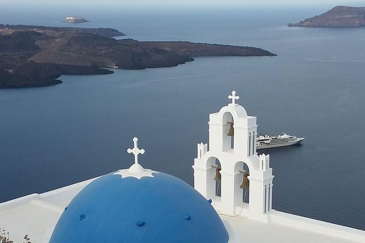 5 Hours Santorini most attractive sightseing roundtrip - Image 4