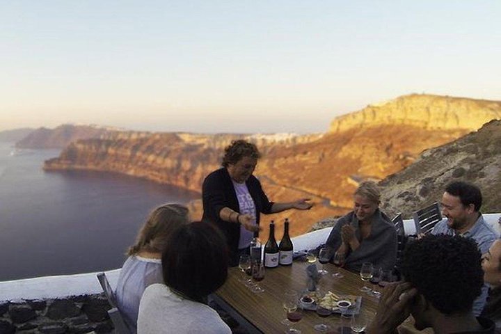 5 towns in 5 hours: Santorini Most Popular Tour with Wine tasting - Image 2