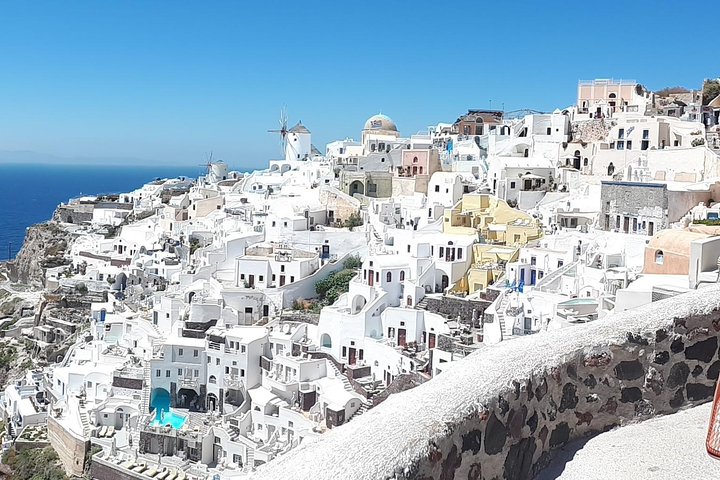 6 hours Private Full Santorini Highlights - Image 1