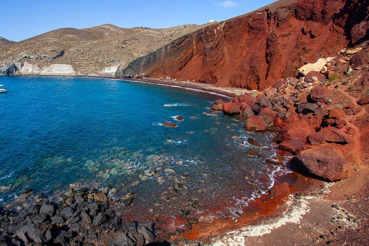 6 Hours Private Tour in Santorini - Image 1