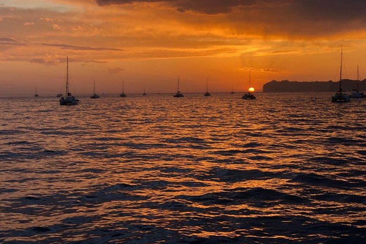 A full 8 hour Santrorini Tour (private) - Image 5