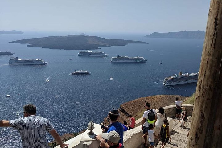 Best of Santorini Highlights Private 5 Hours Tour - Image 4