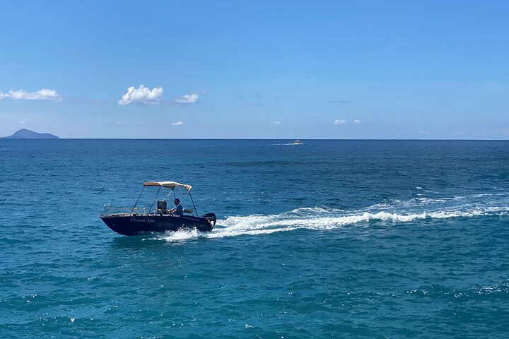 Boat Rental of Isatek Cobra 16 in Santorini - Image 4