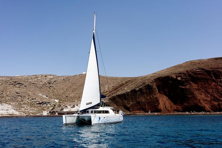 Caldera Cruise with Swim Stops, BBQ on board and drinks! - Image 1