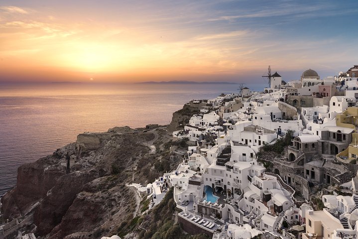 Caldera & Oia Sunset With King Thiras Boat - Image 5