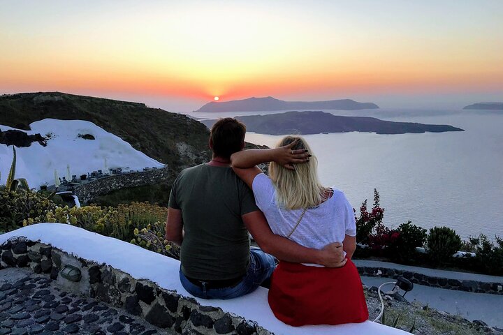 Discover Santorini Wine & Tasting Tour Experience - Image 4
