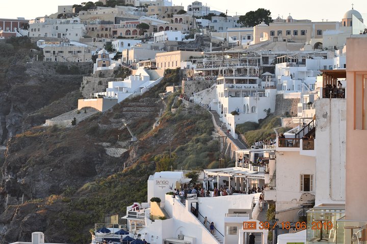 Discover Santorini with us (4 hour private tour) - Image 5