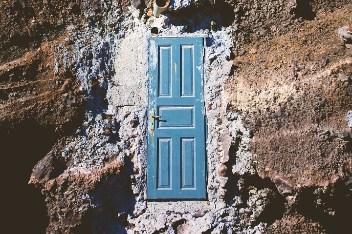 Discover Santorini with us (5 hour private tour south side) - Image 4