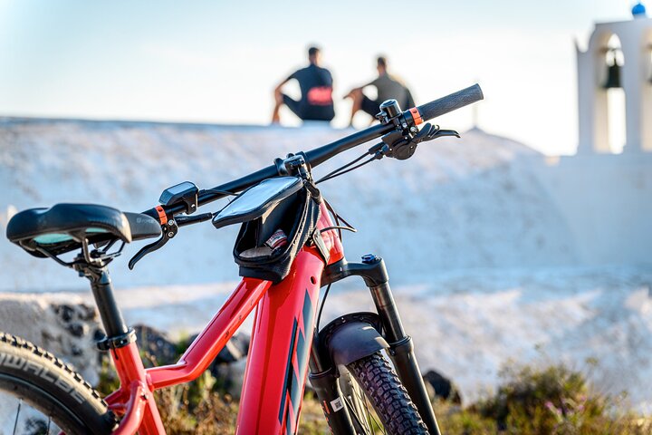 E-Bikes Rental in Santorini - Image 4