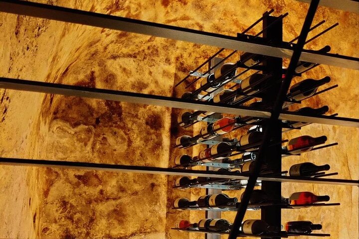 Exclusive Wine Tour in Santorini - Image 1