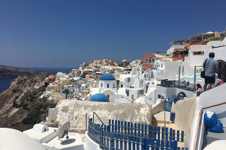 Explore Akrotiri and Oia Private Tour - Image 5