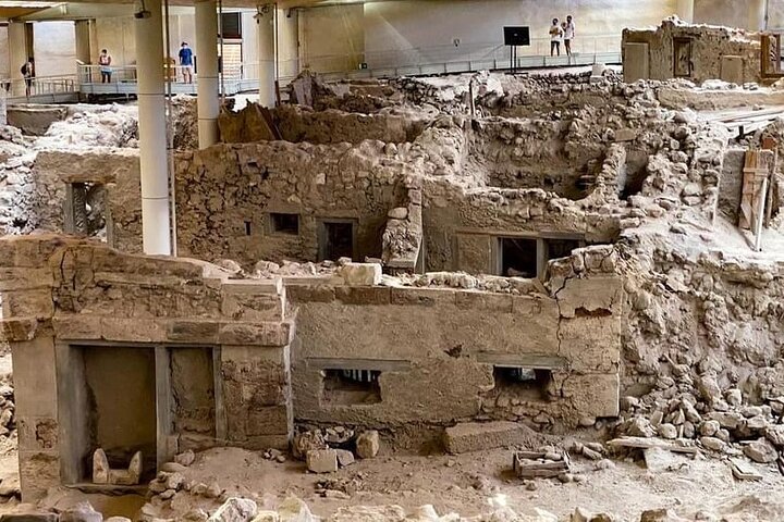 Explore Akrotiri Private Tour - Image 2