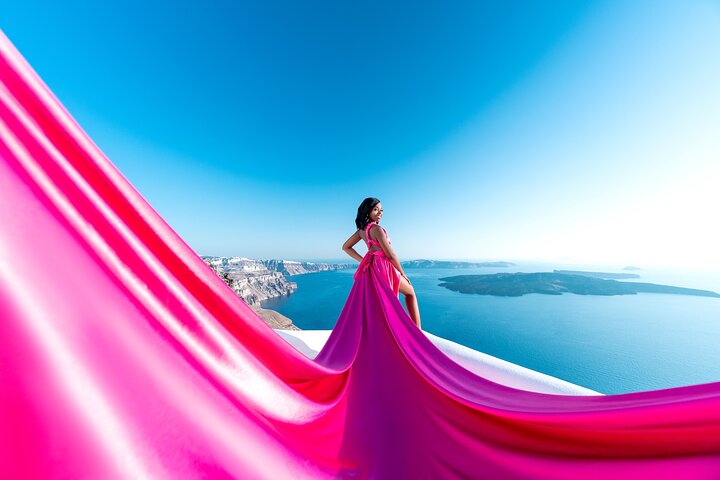 Flying dress photoshoot in Santorini by Flying Dress © - Image 5