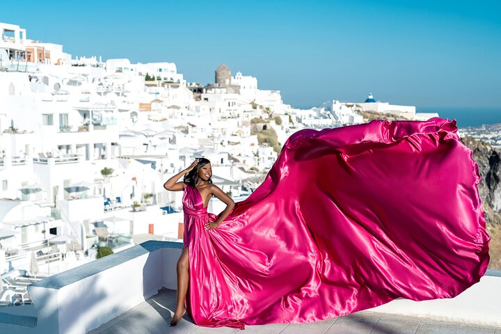 Flying dress photoshoot in Santorini by Flying Dress © - Image 4