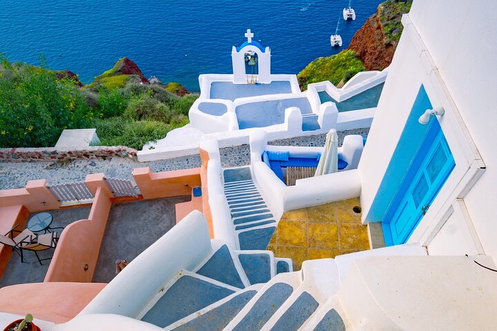 Full Day Private Shore Tour in Santorini from Santorini Port - Image 1