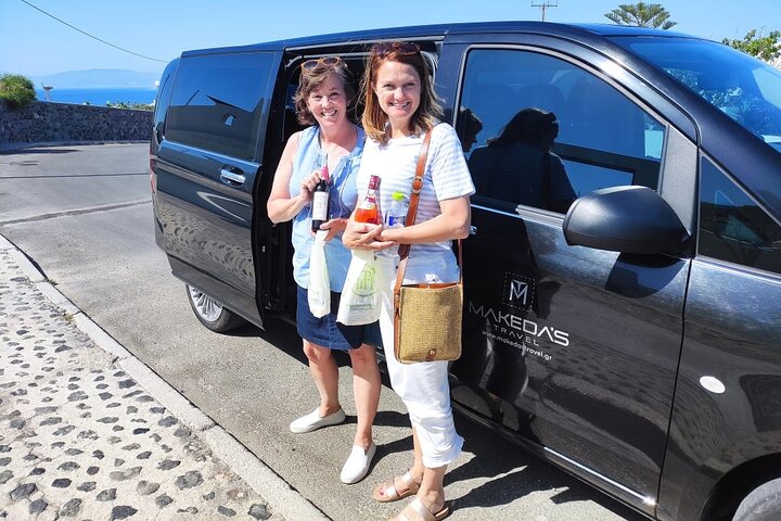 Half day Best of Santorini and Wine Tasting Private tour - Image 3