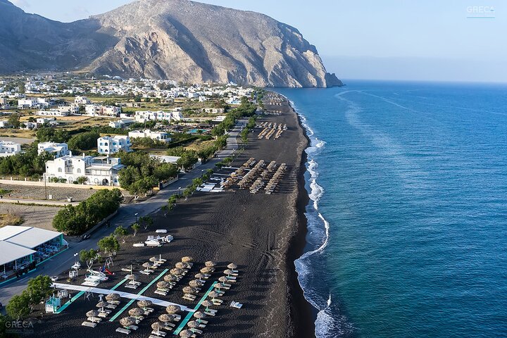 Half-Day Private Tour to Santorini Beach - Image 3