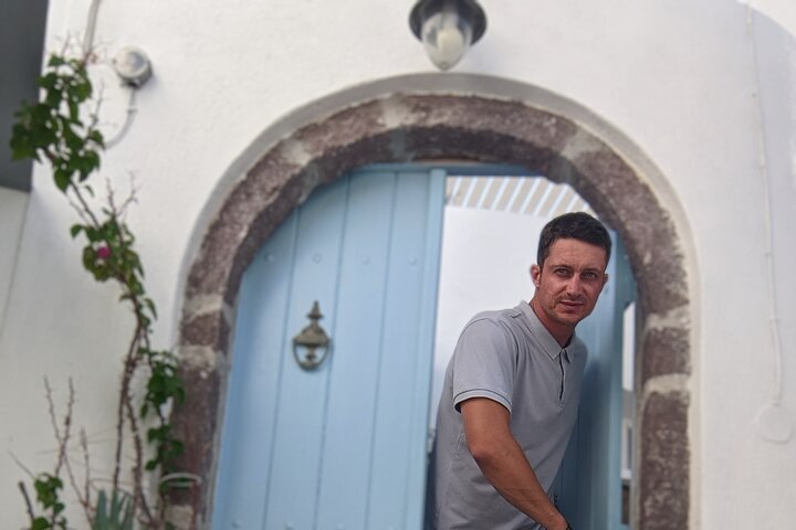 Insta Private Tour of Santorini  - Image 1