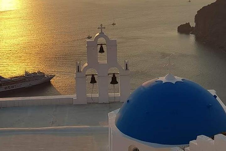 Oia Private Half Day Tour - Image 1