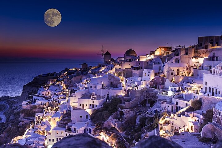 Personalized Instagram Tour of Santorini - Image 2