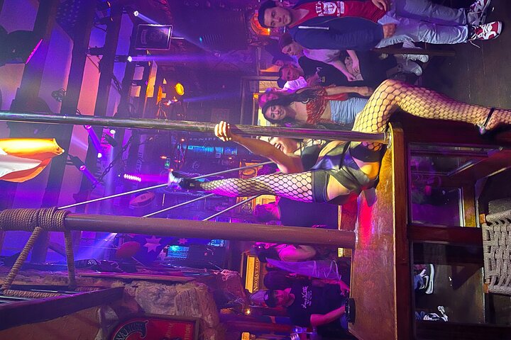 Premium VIP Nightlife Exclusive Experience - Image 2